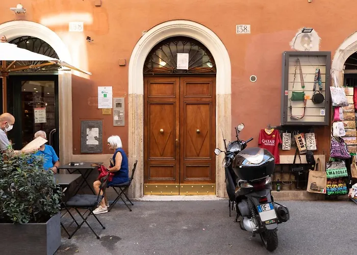 Iflat Spanish Steps Blue Apartment