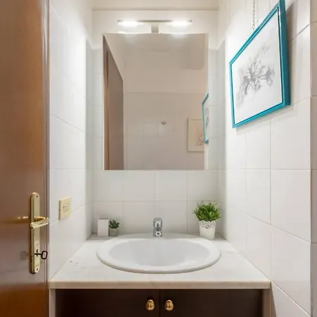 Iflat Spanish Steps Blue Apartment Rome Exterior photo